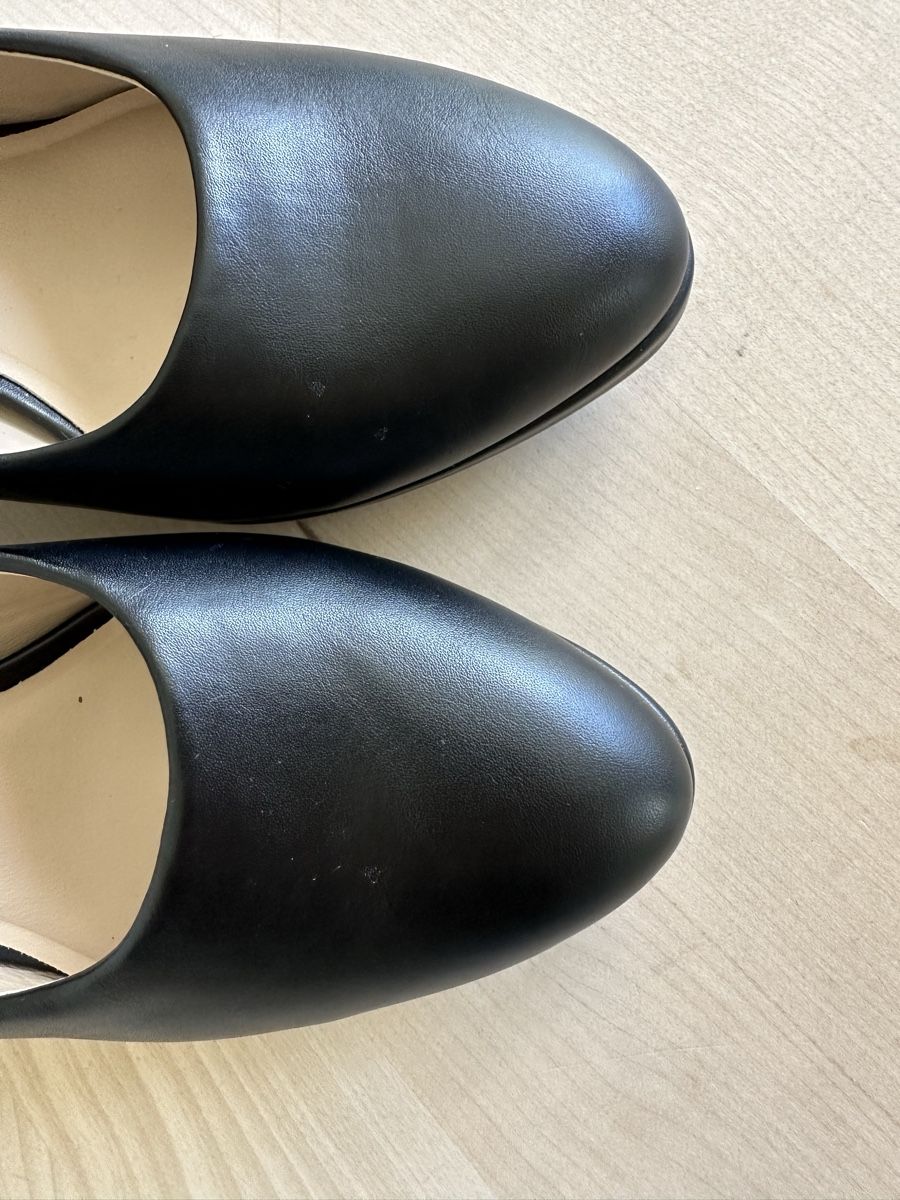 Scarpe da donna: Pumps schwarz Grösse 38, neuwertig – Nuovo (secondo la descrizione) da Olten venduto da Barola01 1