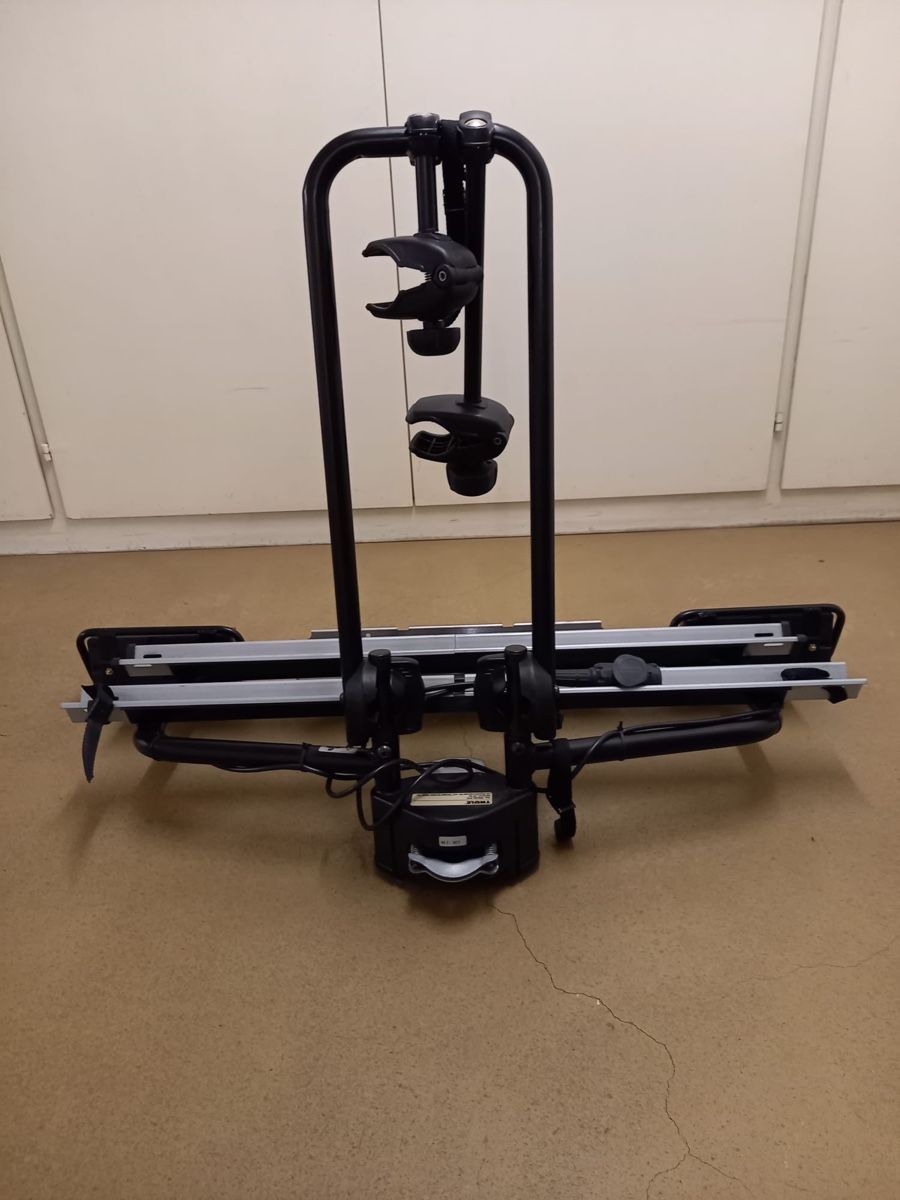Supporti per biciclette: Fahrradträger – Usato da Zuchwil venduto da Castries29 1
