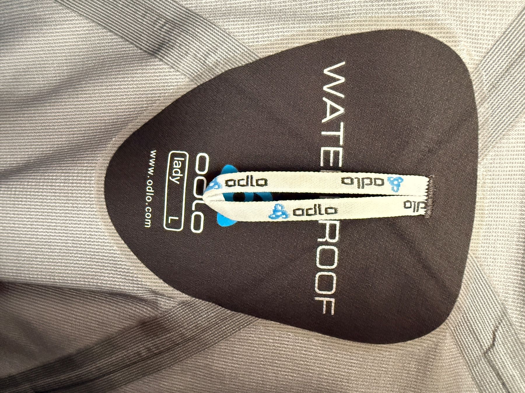 Odlo Giacche: Odlo Damen Jacke Grau Gr. L – Usato da Wilen b. Wollerau venduto da kar_8vzh 7