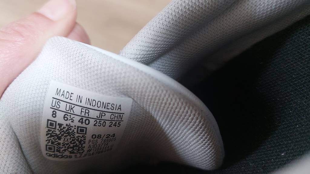 Scarpe da uomo: Adidas Sneaker 40 – Usato da Richterswil venduto da nimgruet 1