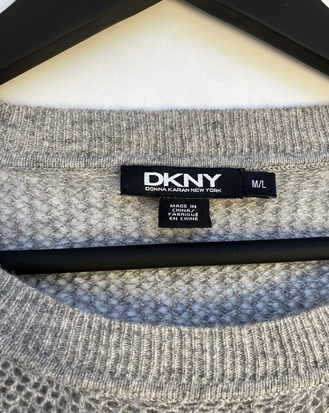 DKNY Maglioni & Felpe: DKNY Oversized Wolle / Seide / Kaschmir Pullover Gr.M/L – Usato da Unterägeri venduto da Jutka_04 1
