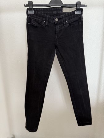Diesel SKINZEE LOW ZIP Jeans Skinny Fit black denim 24x30