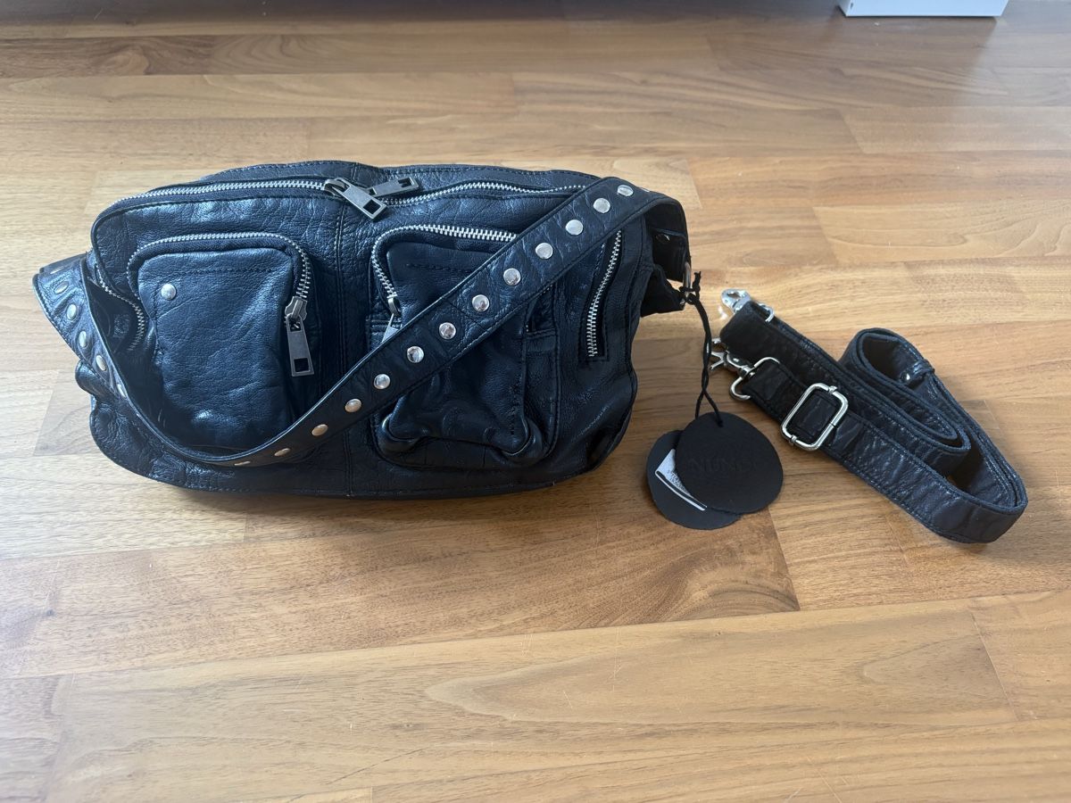 Sacs: Schwarze Leder Tasche – Neuf (Voir description) à Binz par sar_dh2f 4