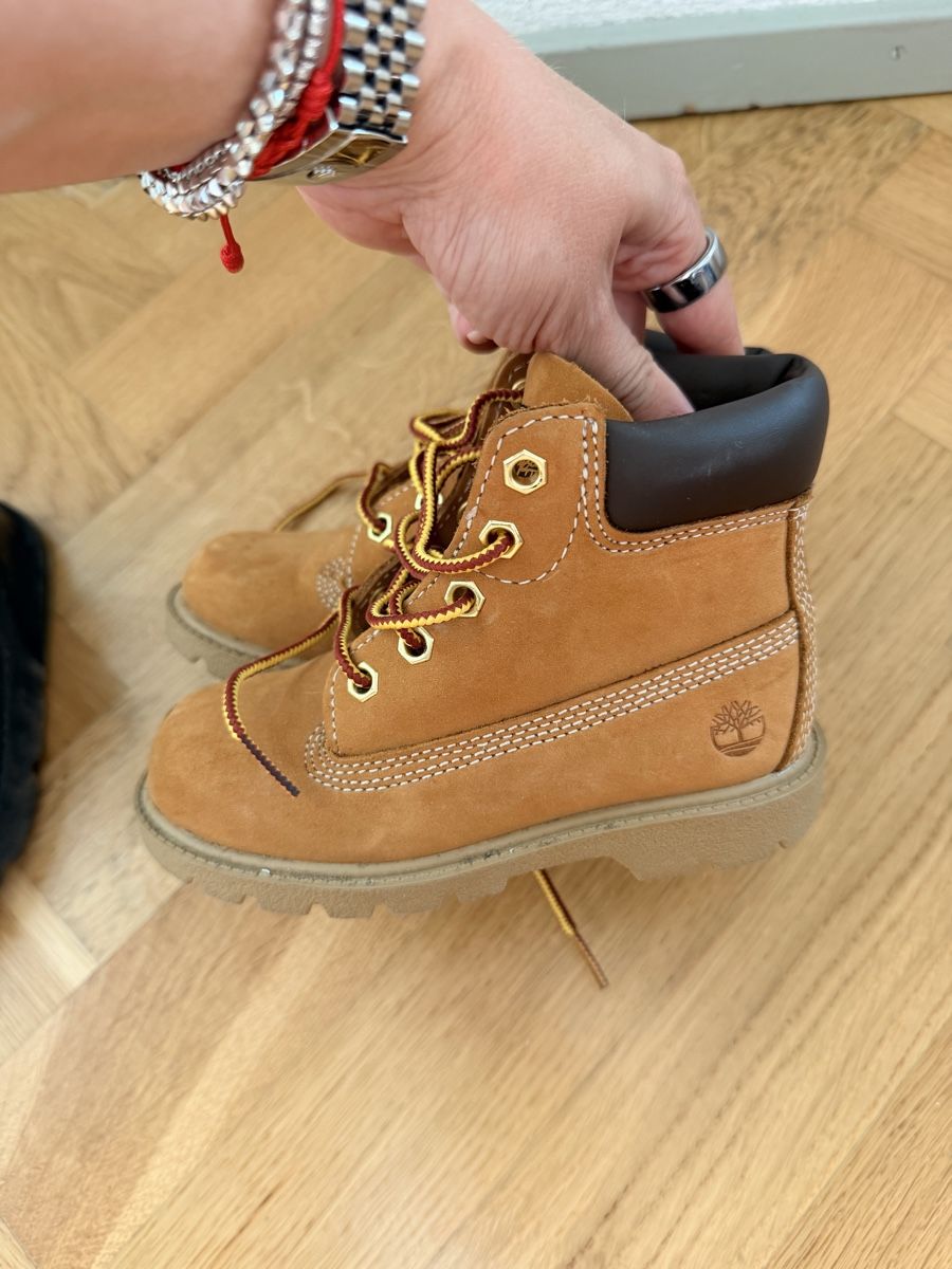 Scarpe per ragazzi: Shoes Boy size 26 – Usato da Meilen venduto da ana_nln9 1