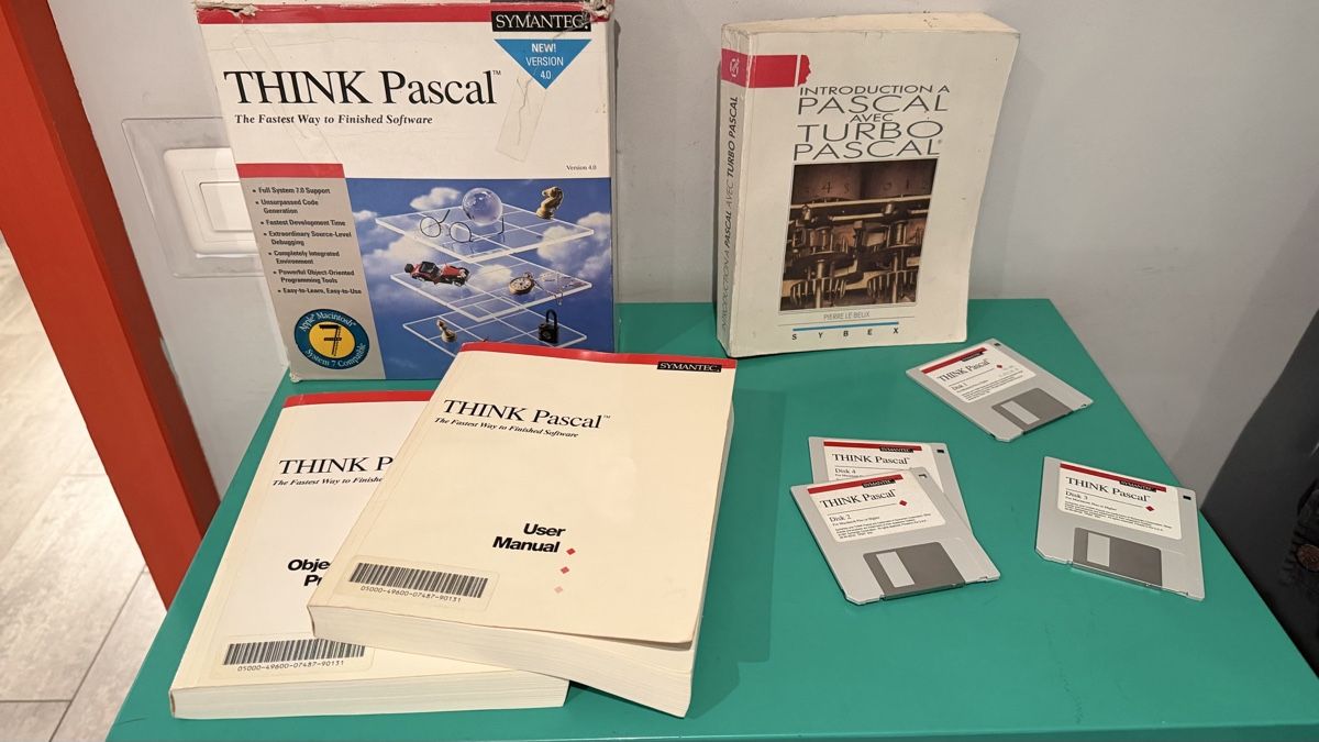 Software: Think Pascal, manuels et boîte, programmation vintage! – Usato da Lausanne venduto da Bazaille 1