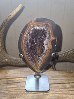 Amethyst Geode auf Metallständer Deko