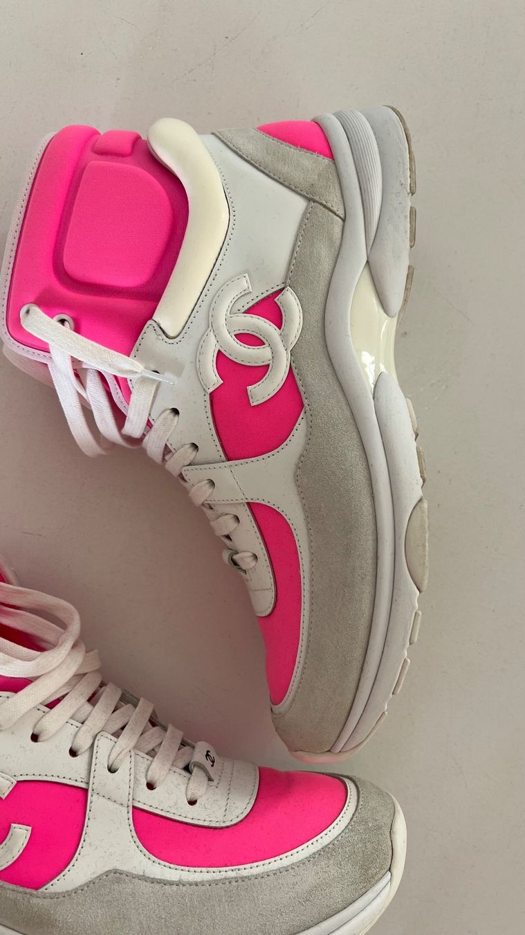 Chanel Damenschuhe: Turnschuhe – Neu (gemäss Beschreibung) aus Uetikon am See von jan_bx6p