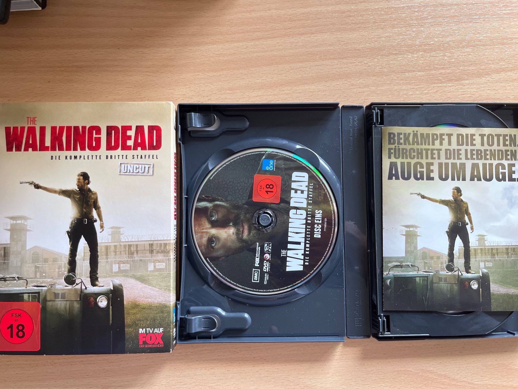 Alle DVDs: DVD - The Walking Dead, 3. Staffel, uncut – Gebraucht aus Luzern von Jiggy_8898 2