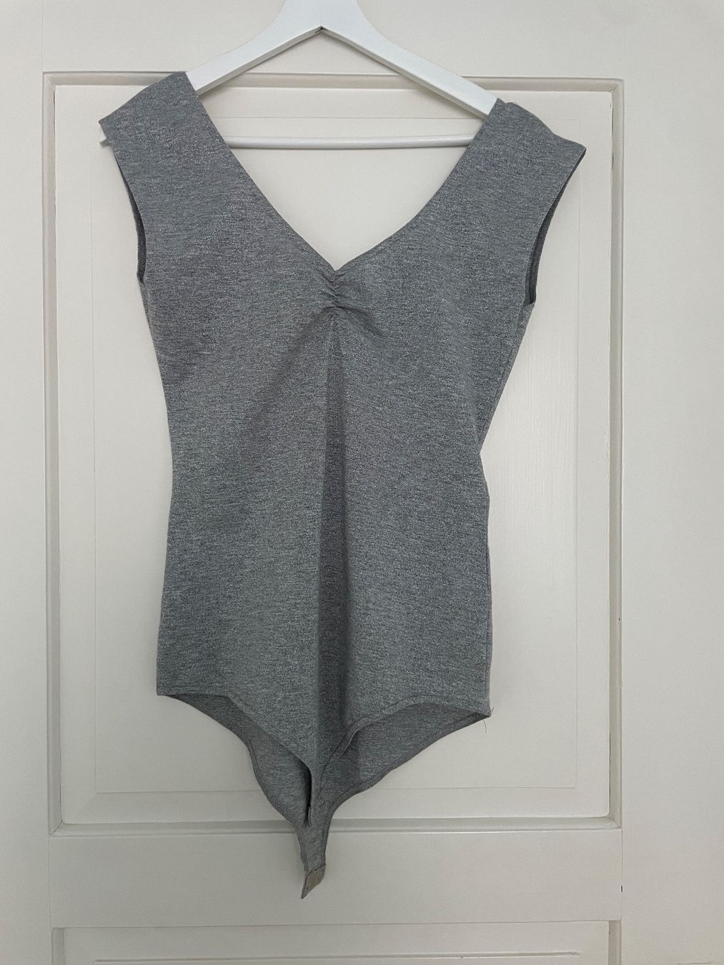 Top: Glänzender Body ungetragen | Grösse M/L – Nuovo (secondo la descrizione) da Chur venduto da adien