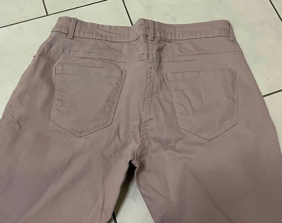 Pantaloni: Hosen Gr. 42 – Usato da Basel venduto da tif_m2h6 1
