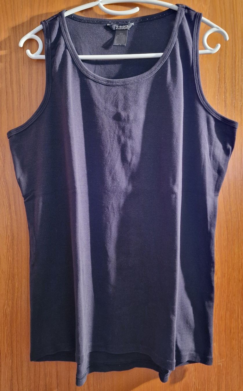 Top: Tank Top e-basics Ellos schwarz Grösse 50/52 – Usato da Haslen GL venduto da ricarono