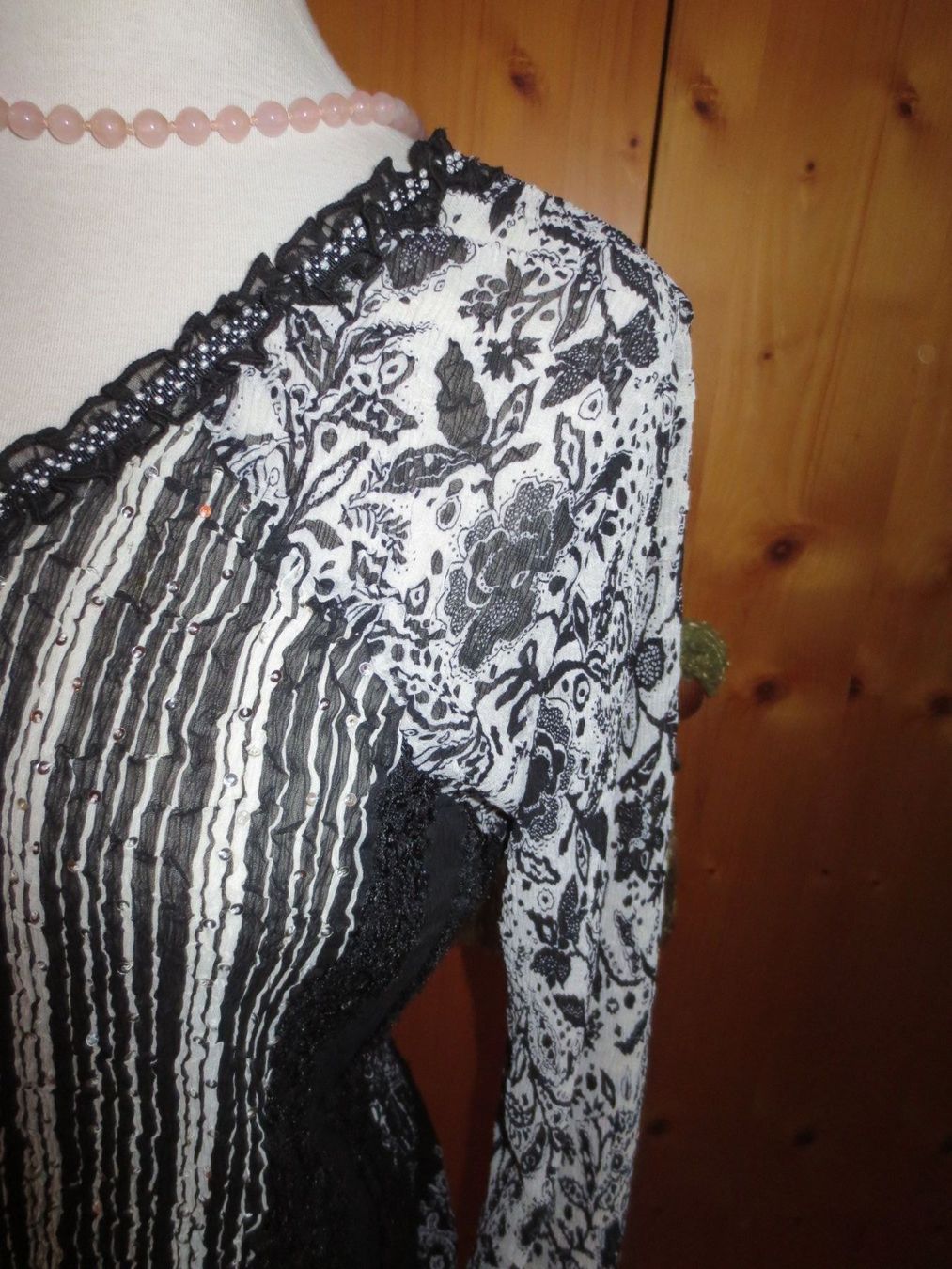 Camicette: Ophées Shirt/Bluse M/L schwarz/beige – Usato da Männedorf venduto da Livingston 1