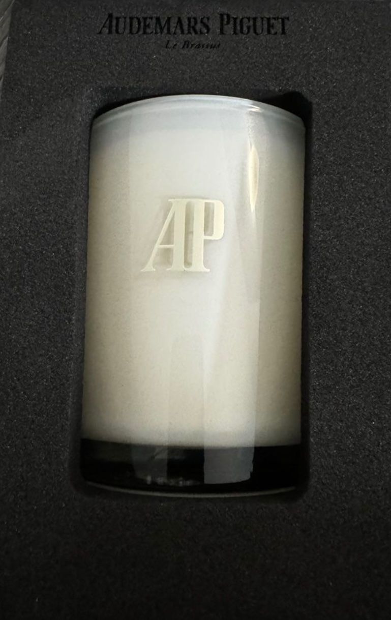 Candele: AP Audemars Piguet scented candle new – Nuovo e nell'imballaggio originale da Giubiasco venduto da Darkemperor 2