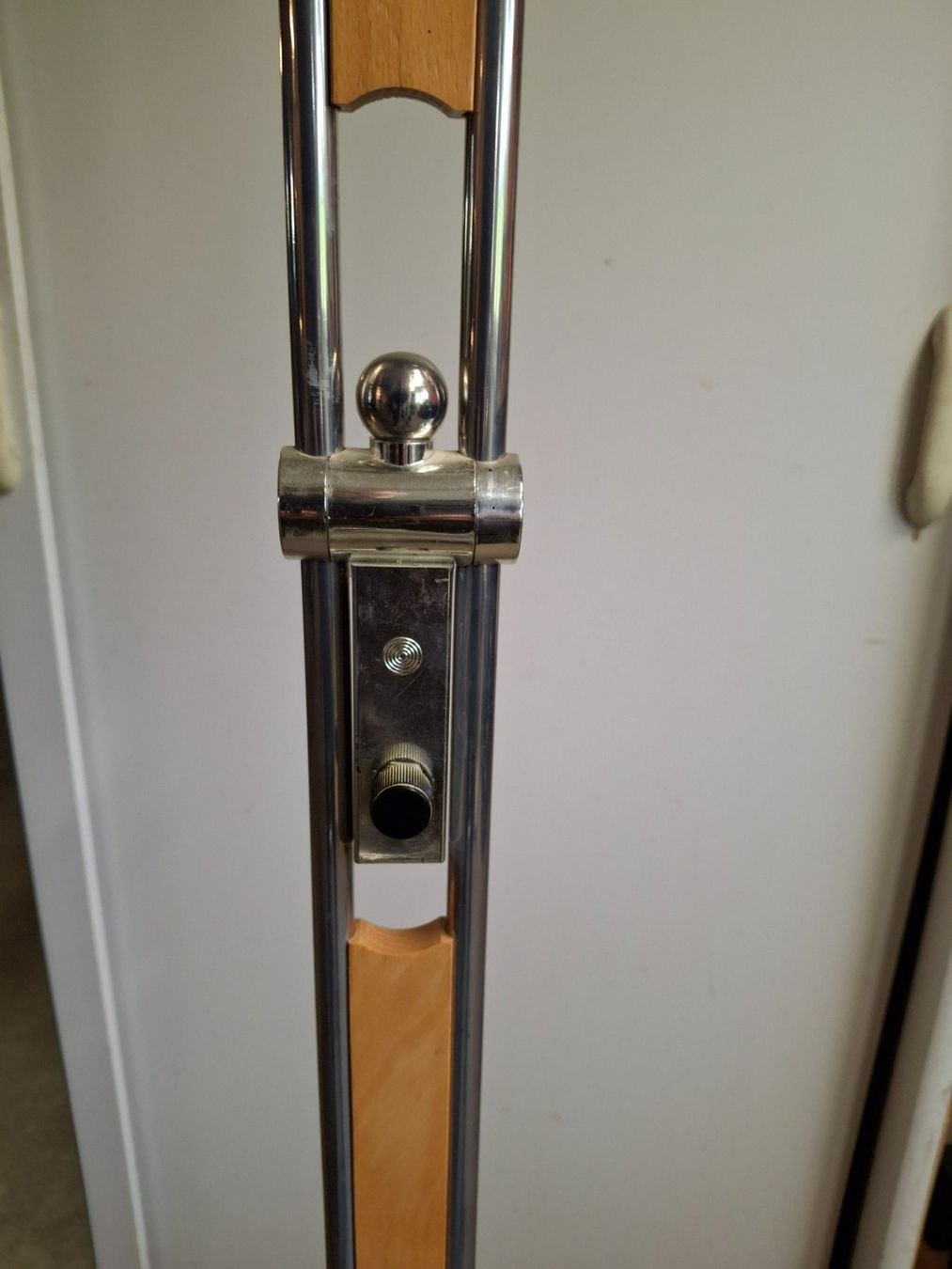 Lampade: dimmbare Stehlampe 220/230V – Usato da Oppikon venduto da wisel079 1