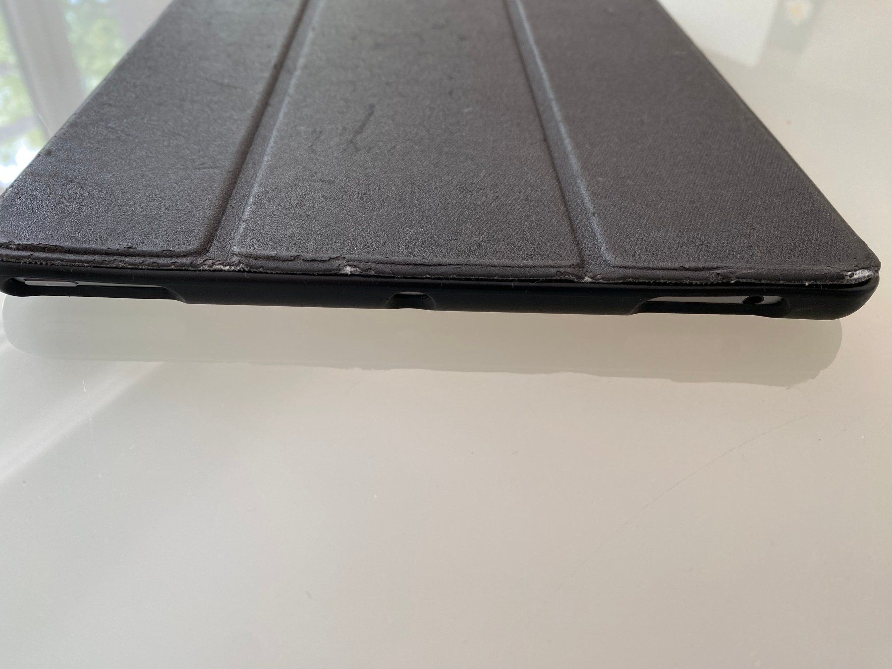 Apple Tablet PC: iPad 6 – Usato da Bern venduto da eric_lewis 3