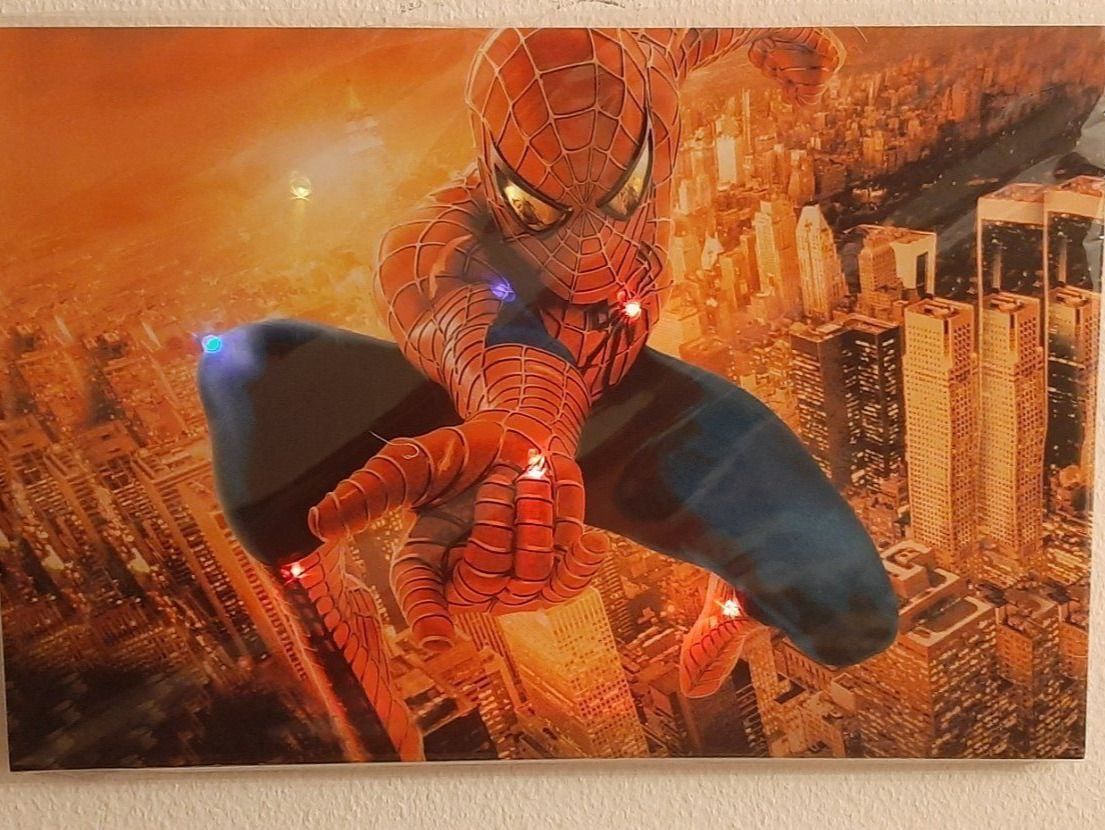 Foto & Immagini: Spiderman in action LED Leuchtbild – Nuovo e nell'imballaggio originale da Kilchberg ZH venduto da ruedi34 1