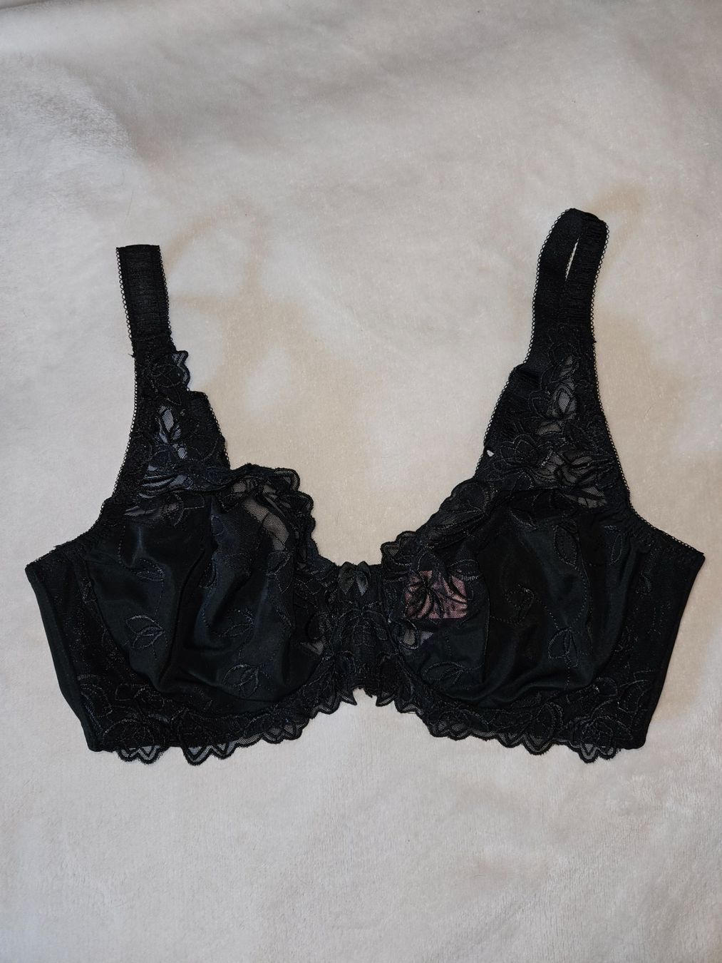 Hunkemöller Altra biancheria intima: BH Hunkemöller "Diva" 75E – Nuovo (secondo la descrizione) da Stallikon venduto da kim_y6xd