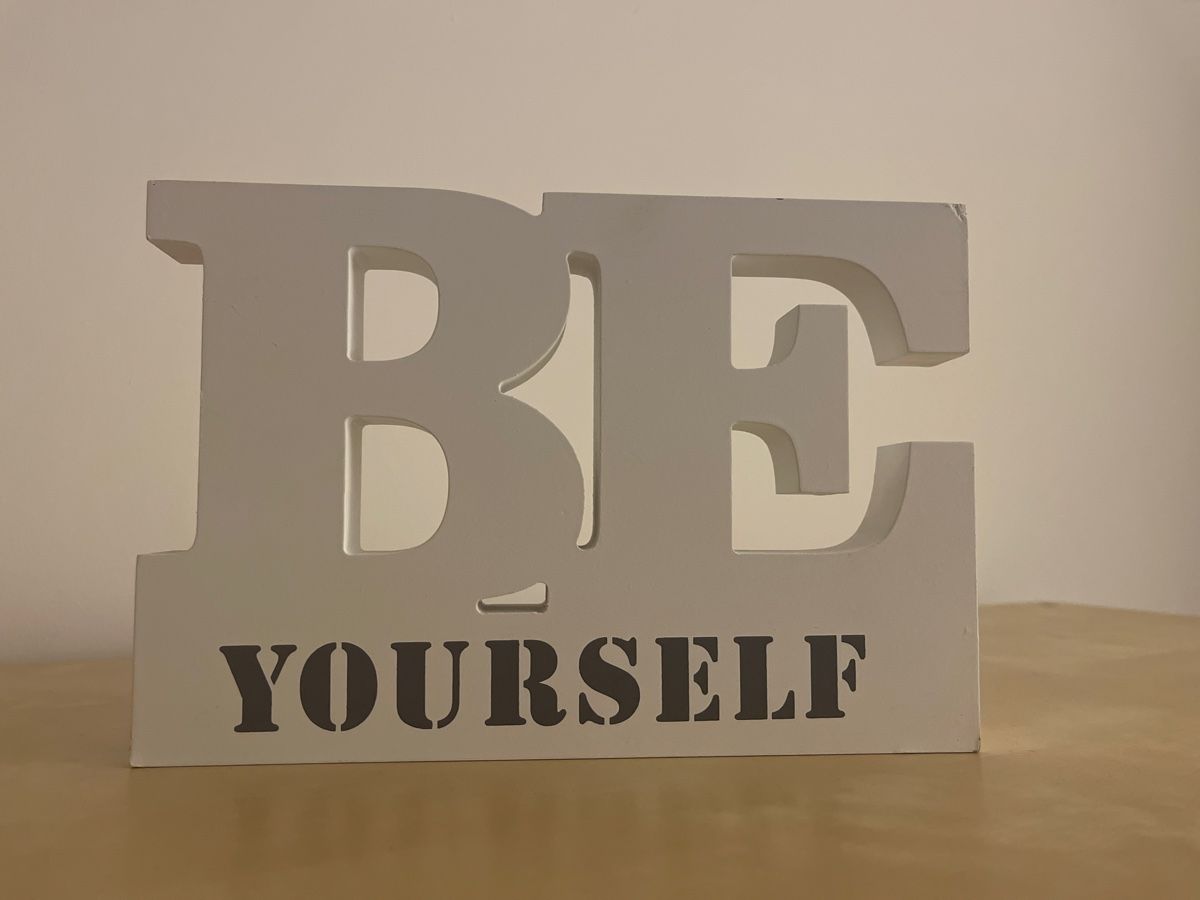 Tutte le decorazioni: Deko-Element ab 1.- BE YOURSELF – Usato da Zürich venduto da cutieL