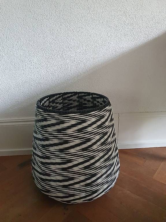 Altro per la casa: Sehr stabiler grosser korb – Usato da Olten venduto da stritten