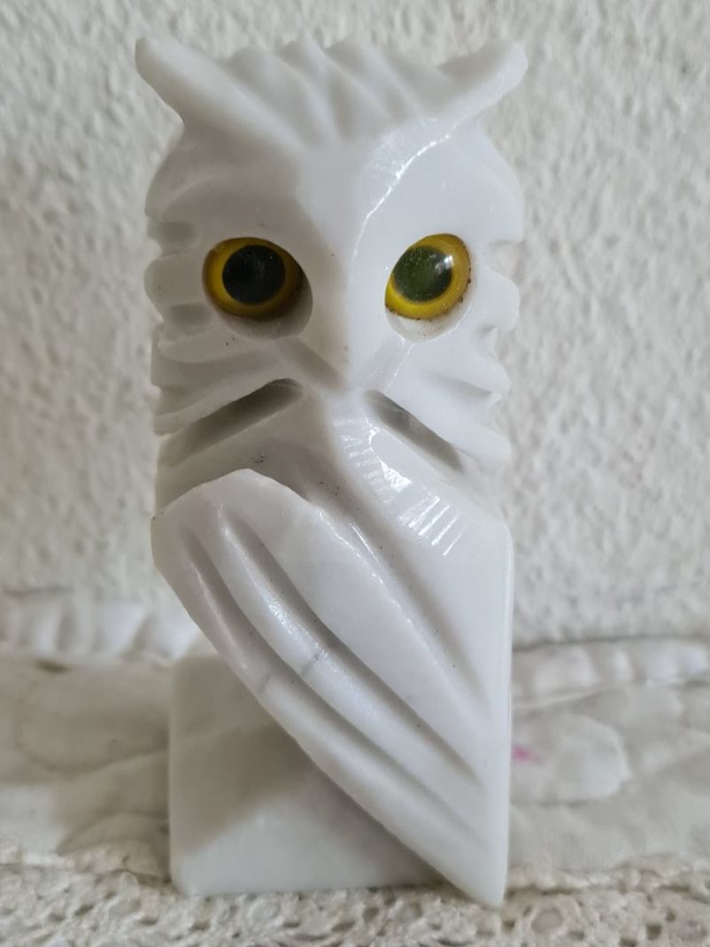 Sculture & Statue: Handgeschnitze Eulenfigur Marmor 10 cm – Usato da Winterthur venduto da bibummi