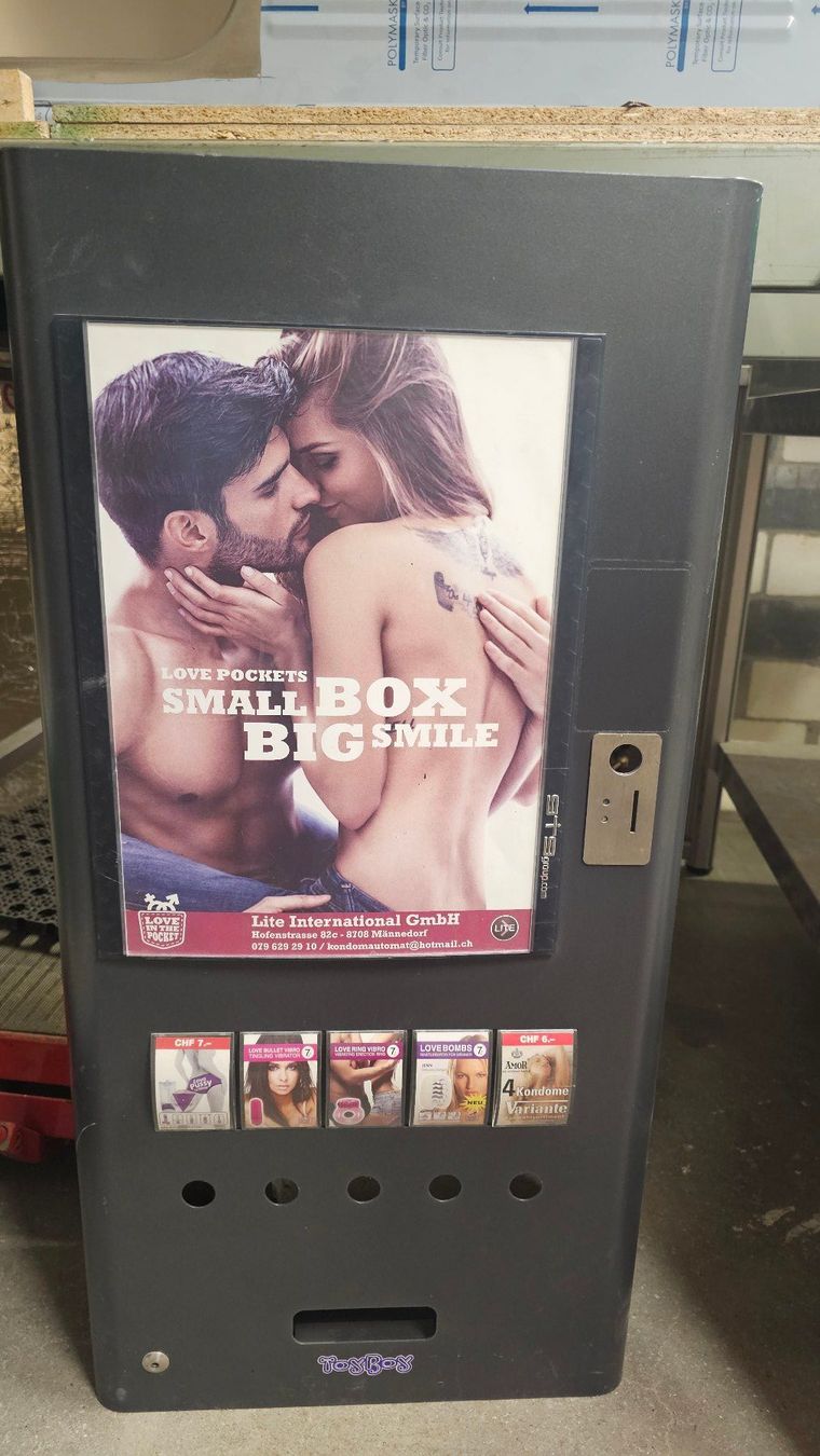 Autres pour la gastronomie & hôtellerie: Kondom Sextoys Automat – Défectueux à Dorf par Miner-supply
