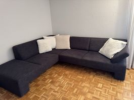 Gemütliches Ecksofa in Anthrazit