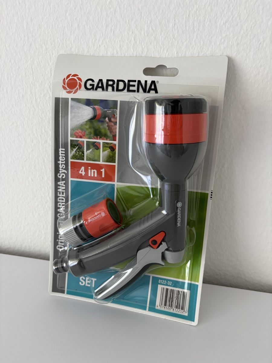 Gardena Tutti gli attrezzi: Gardena Gartenbrause 4in1 – Nuovo e nell'imballaggio originale da Gossau SG venduto da Sekki0407
