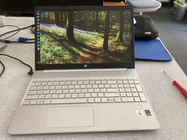 HP Notebook 15s. Intel i7 10. Gen. Linux Ubuntu