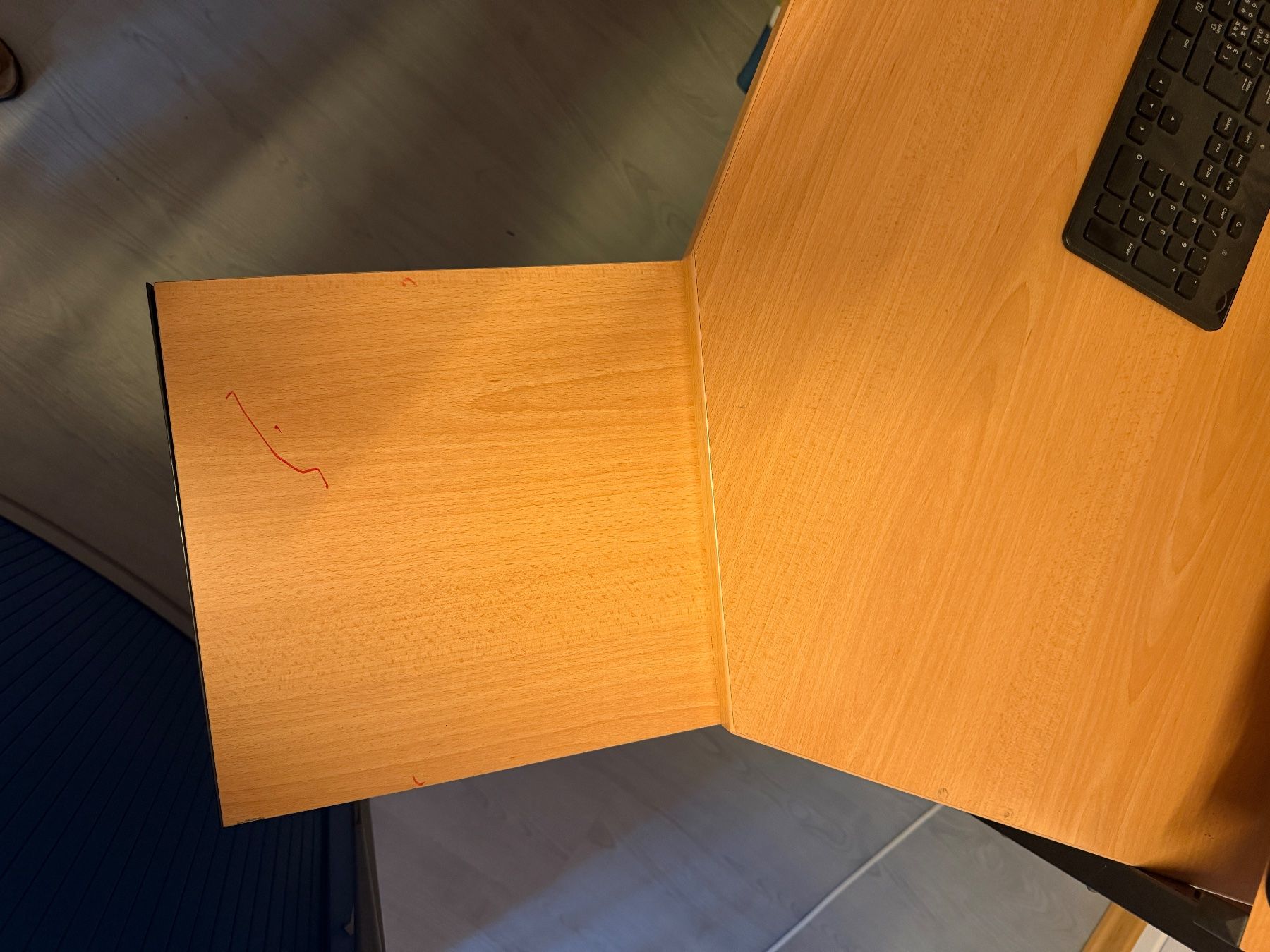 Bureaux: Bürotisch – D'occasion à Dietikon par janatroendle 4