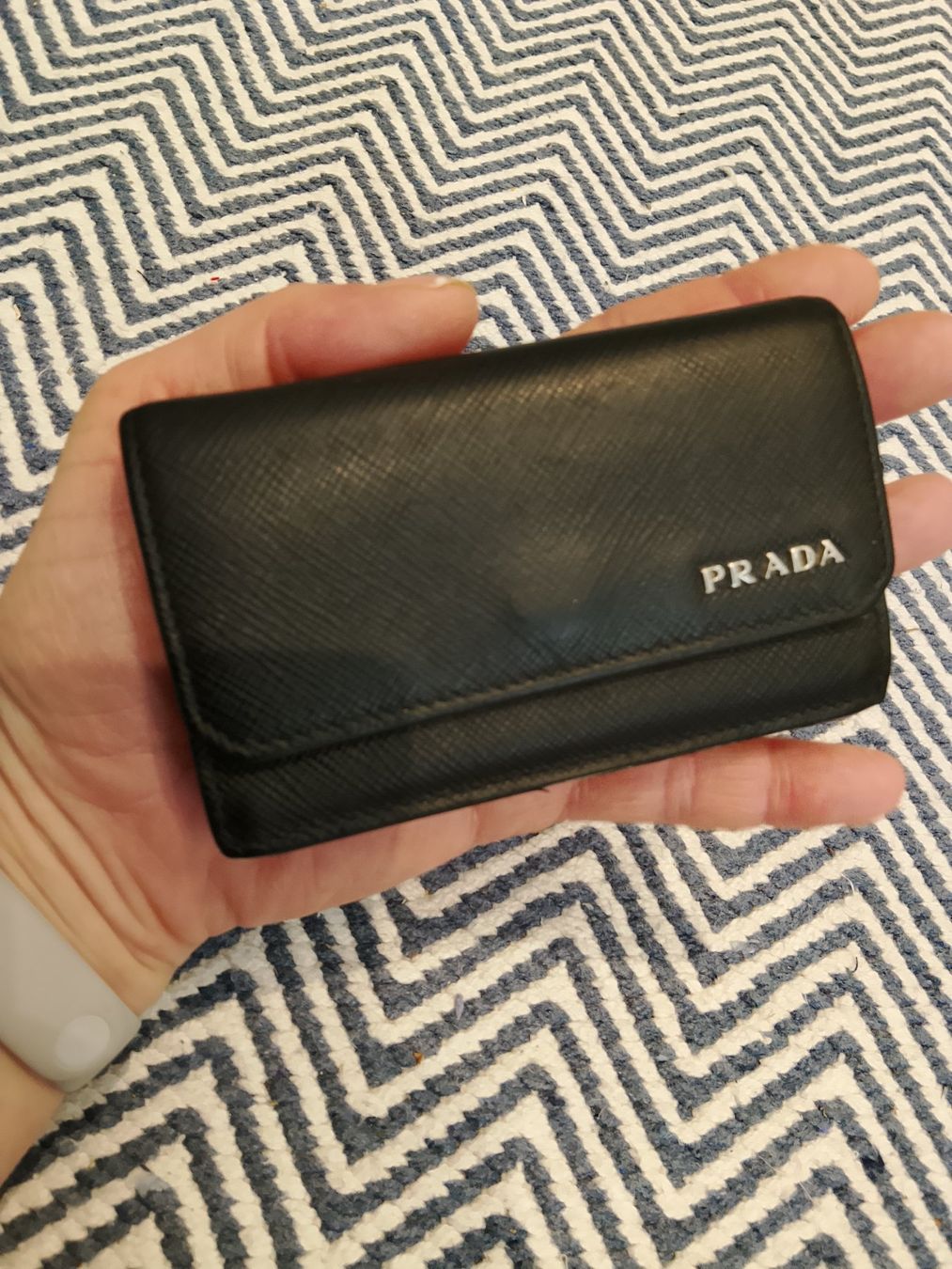 Prada Portefeuilles: Portemoinne  PRADA Leder schwarz – D'occasion à Bellikon par MellonCollieMitTwint 1