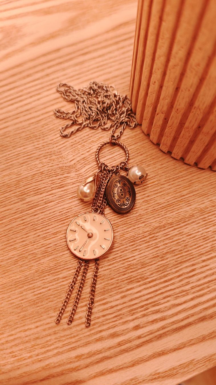 Catenine: Collier / Sautoir – Usato da Hermenches venduto da kar_zj5h