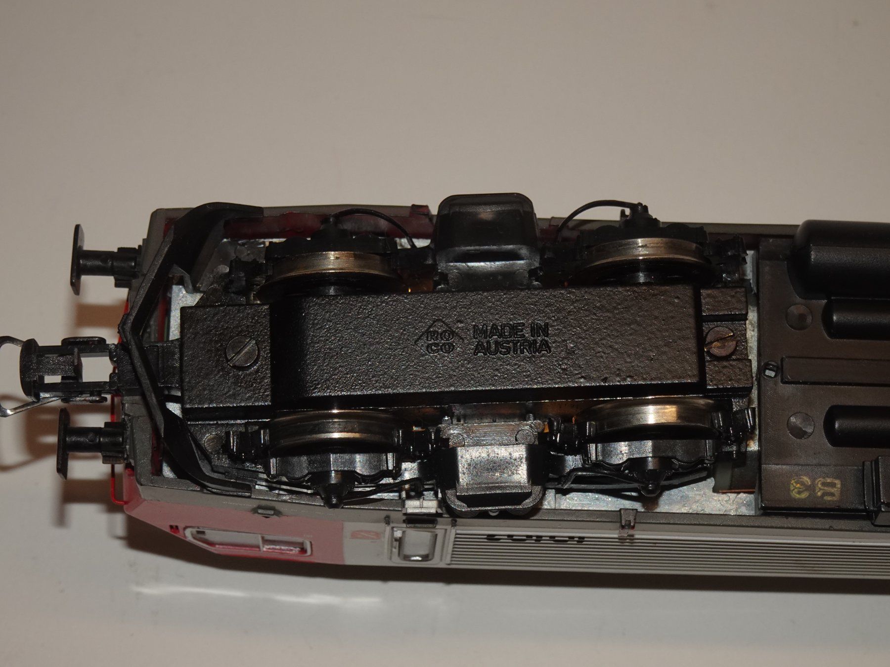 Roco Modelleisenbahnen: ROCO SBB Re 4/4 IV   H0 DC – Gebraucht aus Hinwil von Berling0 7