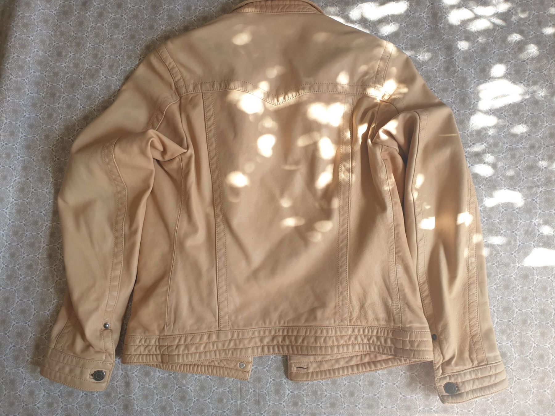 Calvin Klein Giacche: Lederjacket Calvin Klein, vintage, small – Usato da Zürich venduto da yoarg 1