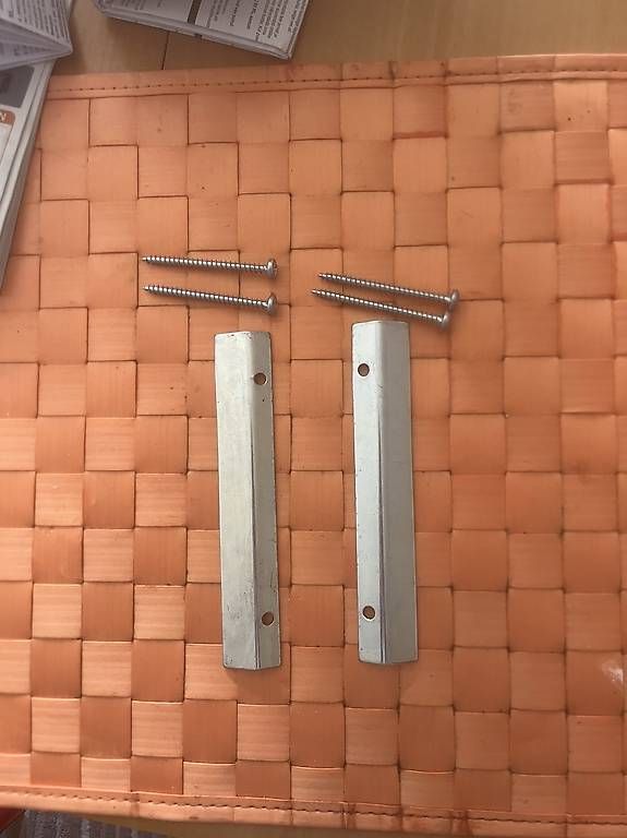 Armadi: Meuble de salon élégant  – Usato da Genolier venduto da lor_x8s5 3