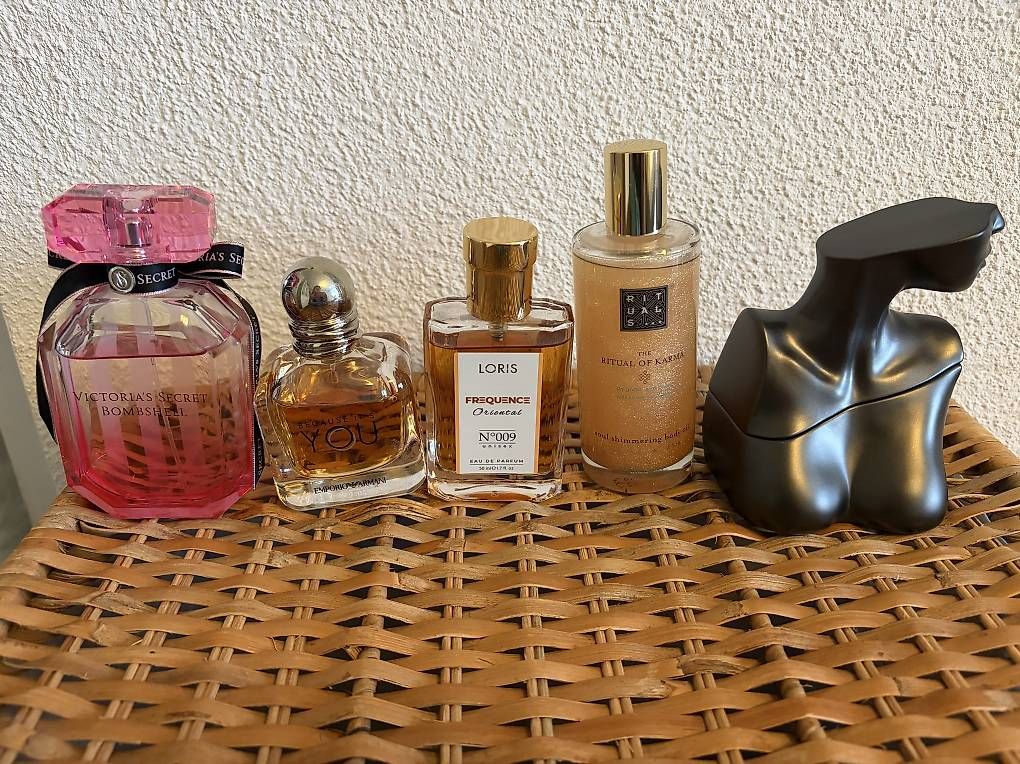 Profumi & Eau de Toilette: Parfüms als Set zu verkaufen – Usato da Dättlikon venduto da sel_v2fp