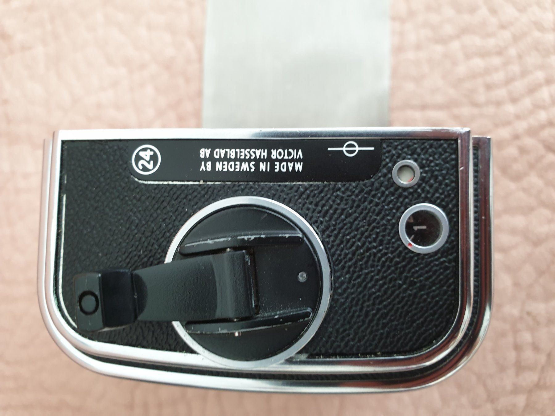 Hasselblad Fotocamera: Hasselblad original Magazin A24 Chrome – Usato da Zürich venduto da Leica.C89 8