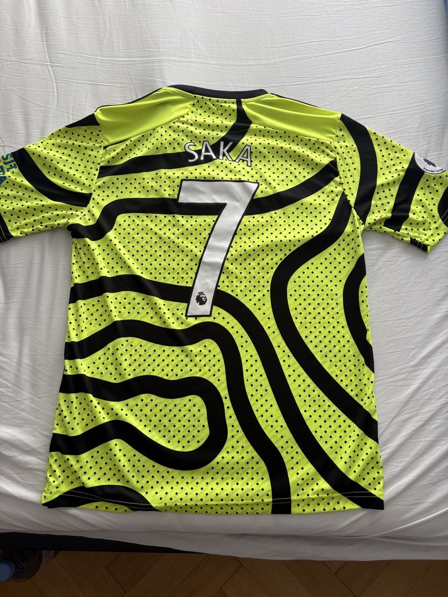 Canottiere & Pantaloni: Arsenal Saka Trikot Grösse M – Usato da Zürich venduto da mar_cns7 1