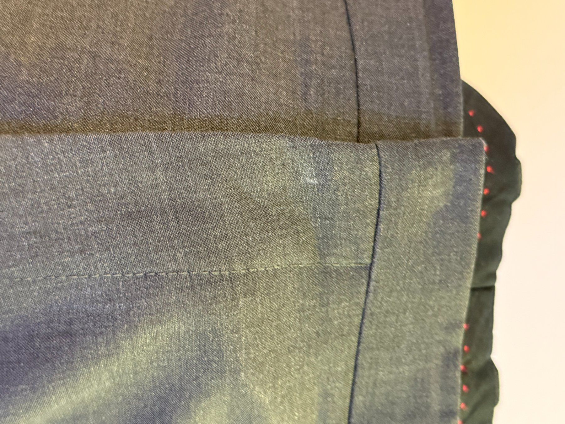 Hugo Boss Completi: Costume Hugo Boss 52 – Usato da Le Cerneux-Veusil venduto da Maraud01 9