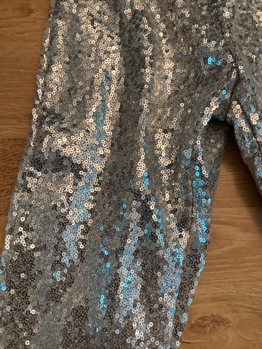 Pantaloni: Mädchen Partyhose Gr.122 silber – Usato da Emmenbrücke venduto da JJ_89 1