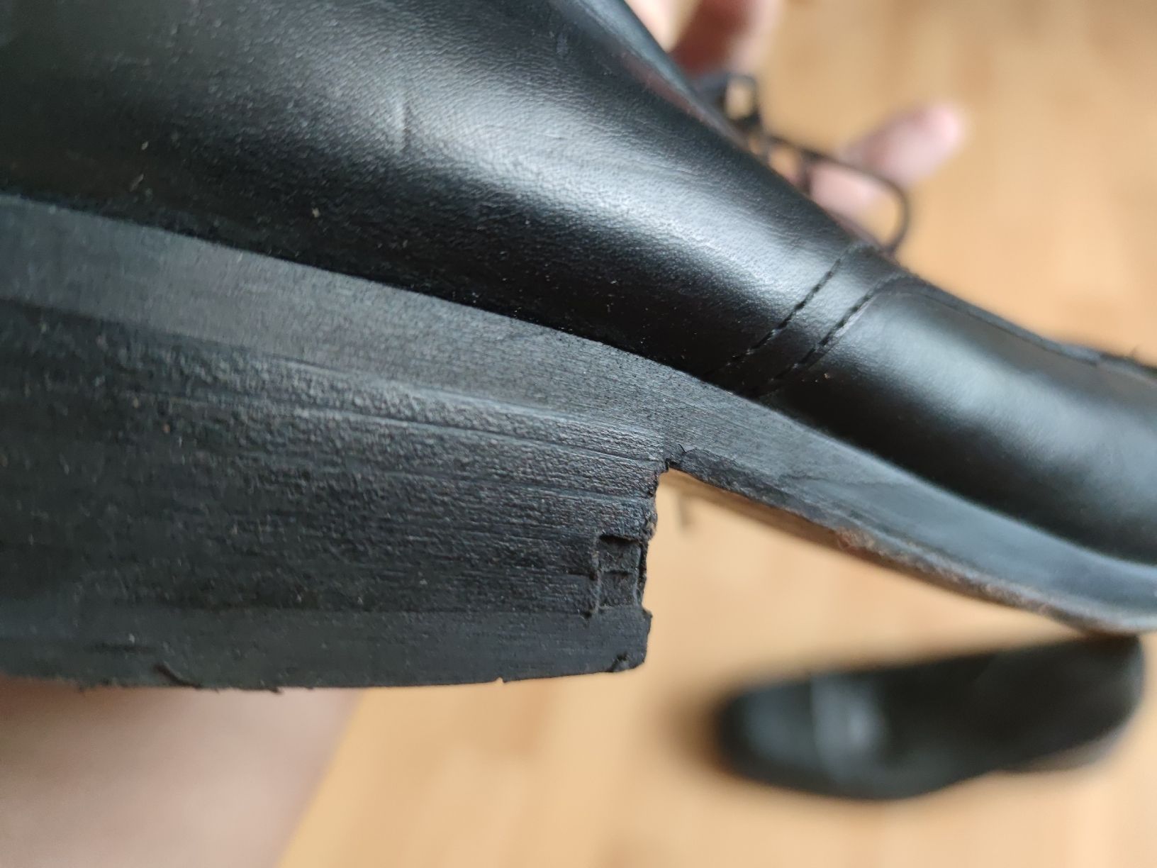 Scarpe da uomo: 46 Größe  – Usato da Meggen venduto da Malecifent 5