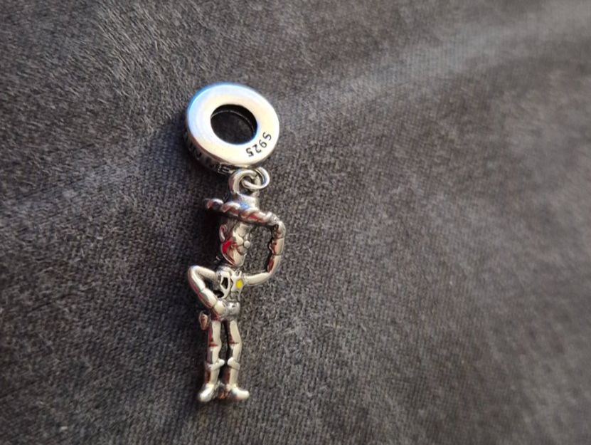 Ciondoli: Silber Charm Cowboy Cody +Garantie – Nuovo (secondo la descrizione) da Rotkreuz venduto da Carbone_Bijou-Shop 1