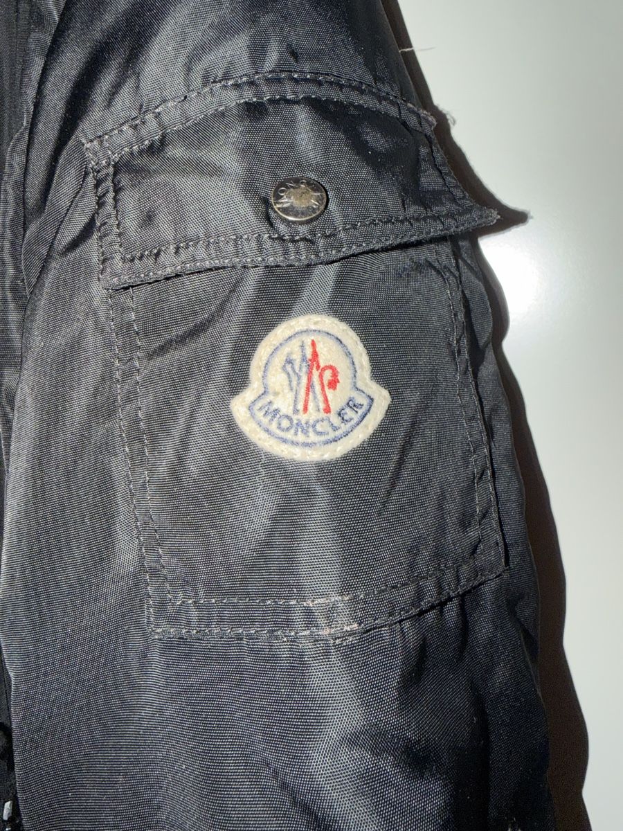 Moncler Giacche: Moncler Damenjacke Schwarz  – Usato da St.Gallen venduto da chevyy 2