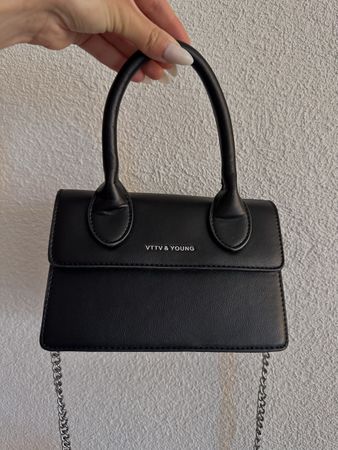 Schwarze Mini Crossbody Tasche mit Kette