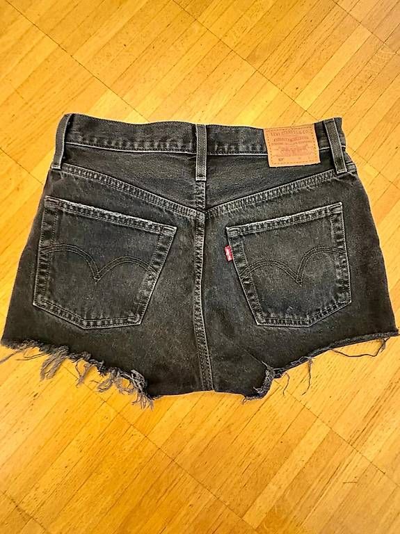 Jeans: Levis 501 Shorts Grösse 27 – Usato da Hedingen venduto da inf_mjl7 1