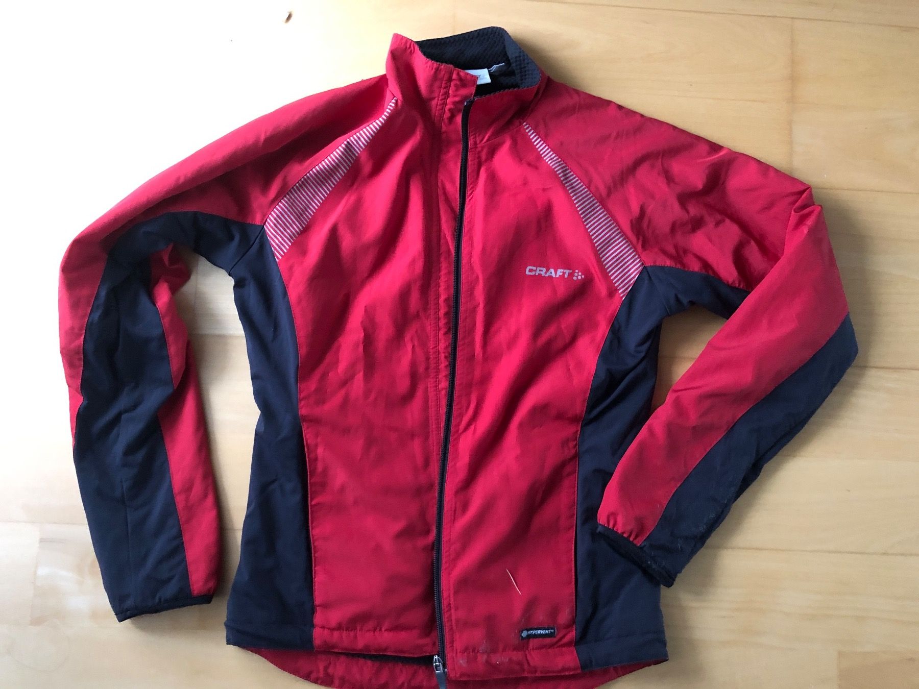Giacche: Veste sport – Usato da La Tour-de-Peilz venduto da zazen33
