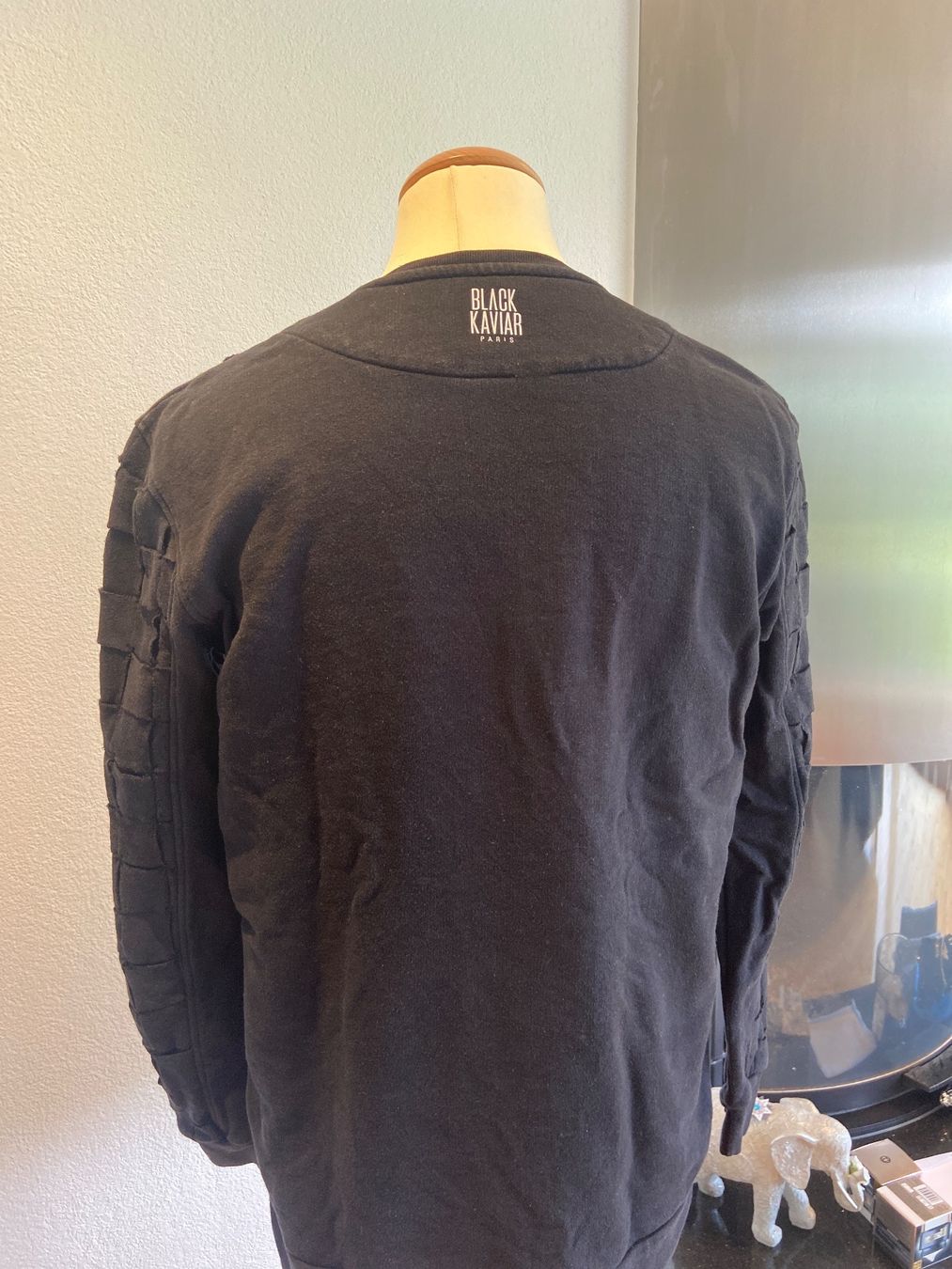 Maglioni & Felpe: Black Kaviar Paris Pullover Gr M – Usato da Embrach venduto da Dmoney 1
