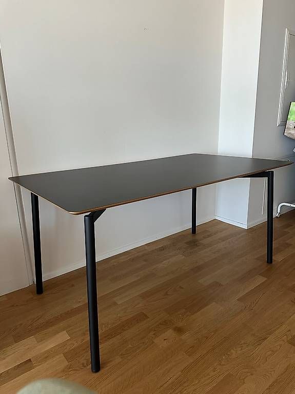 Tische: Esstisch schwarz – Gebraucht aus Brugg AG von alessiac97 1