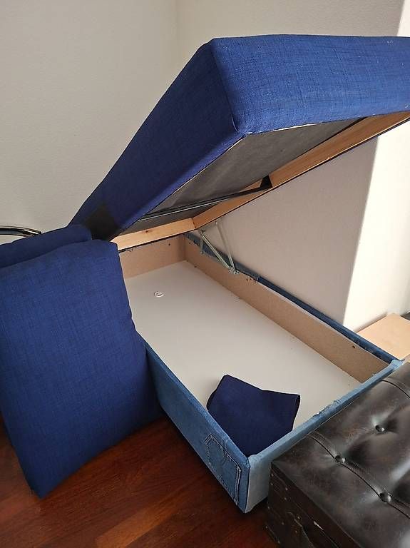 Sofas: Divanetto con contenitore cuscini – Neuf avec emballage d'origine à Giubiasco par Laretta 2