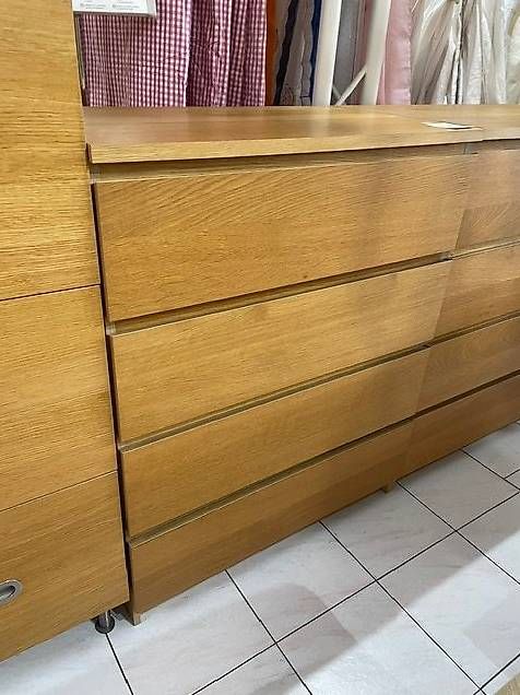 Cassettiere: Zeitloses Schubladenmöbel / Highboard – Usato da Neuhausen am Rheinfall venduto da galleria13