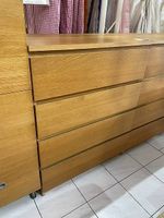 Zeitloses Schubladenmöbel / Highboard